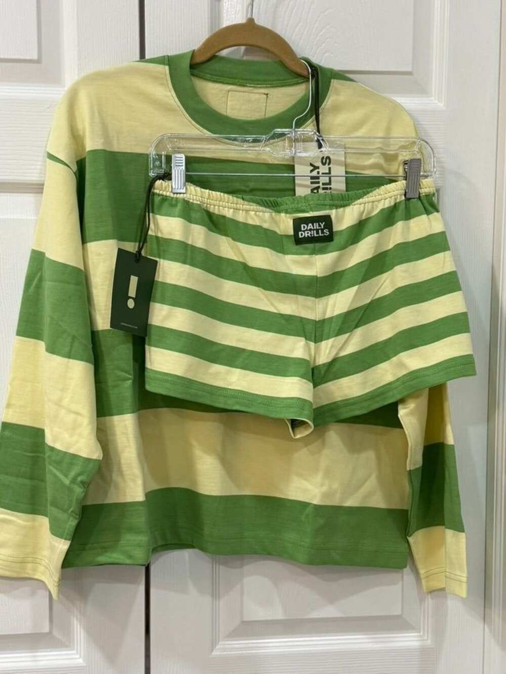 Daily Drills NWT Lucky + Lemonade Stripe L/S Top & Micro Shorts XS/S - Picture 2 of 9